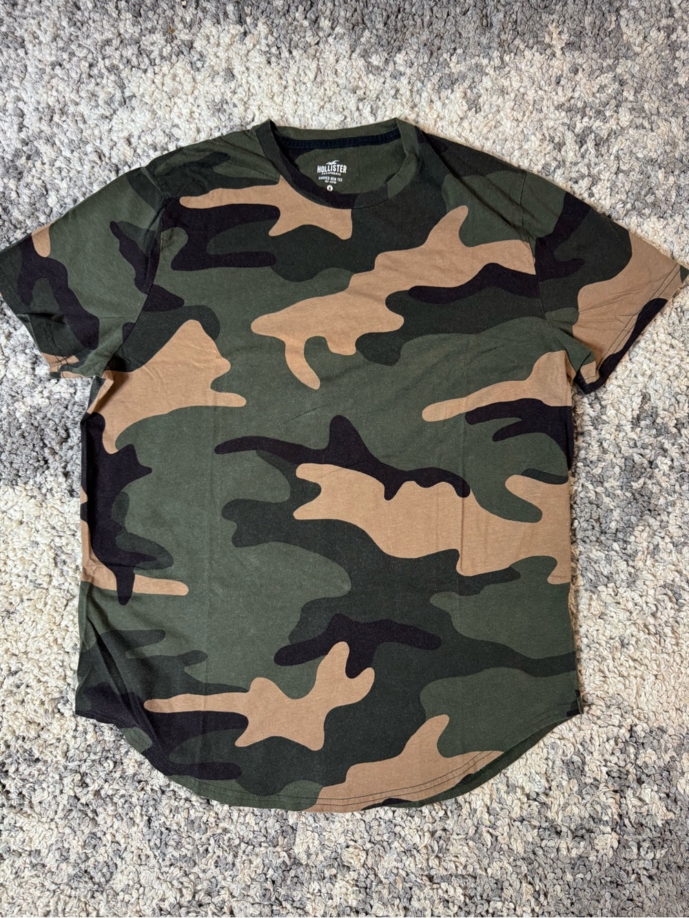 Hollister, Mens Brown & Green Camo Print Short Sleeve Curved Hem Tshirt, XL